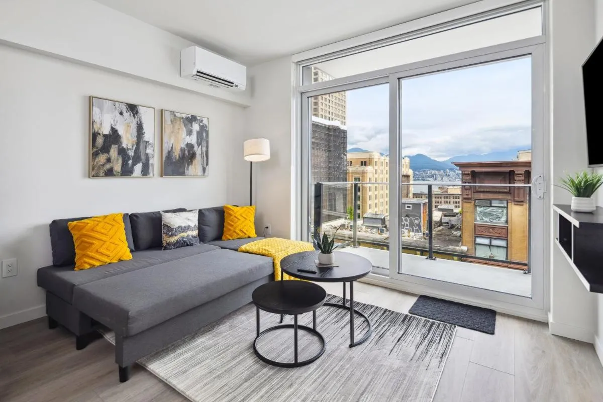 Image 6 of Brand New City Apt in Downtown Vancouver
