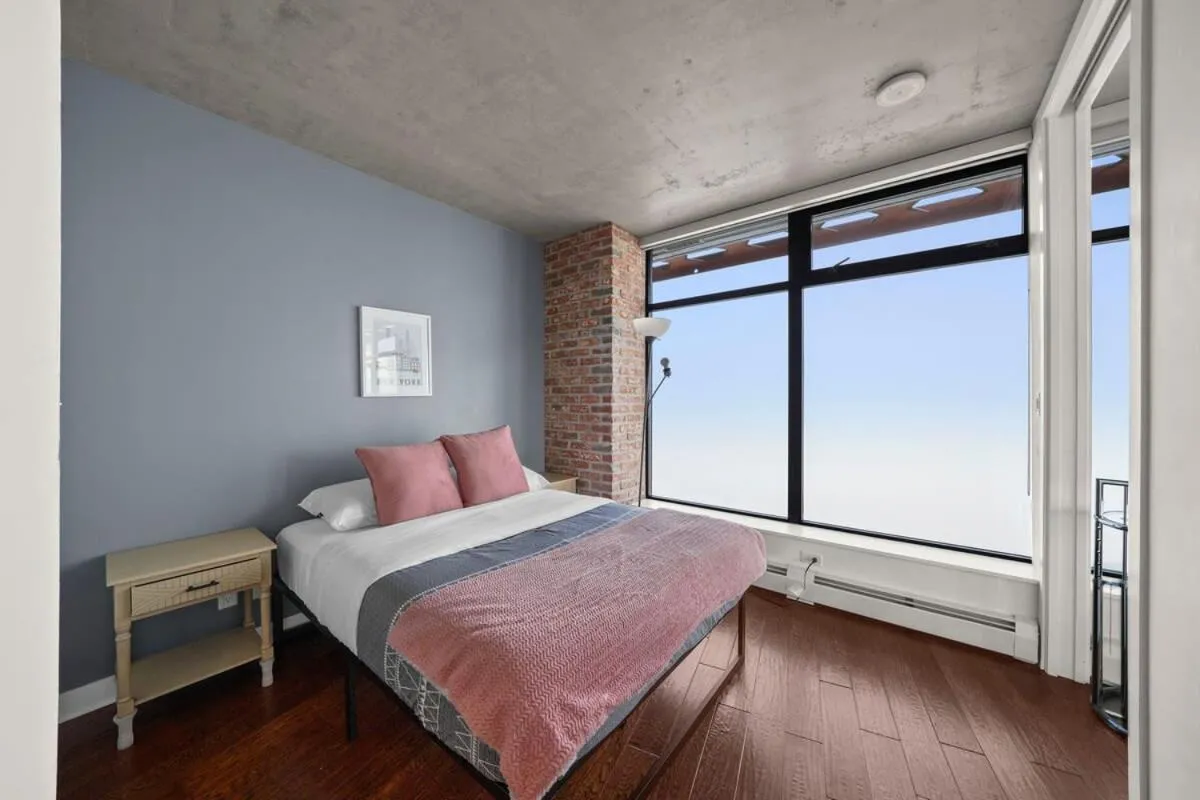 Image 2 of Breathtaking Water View Downtown with Free Parking