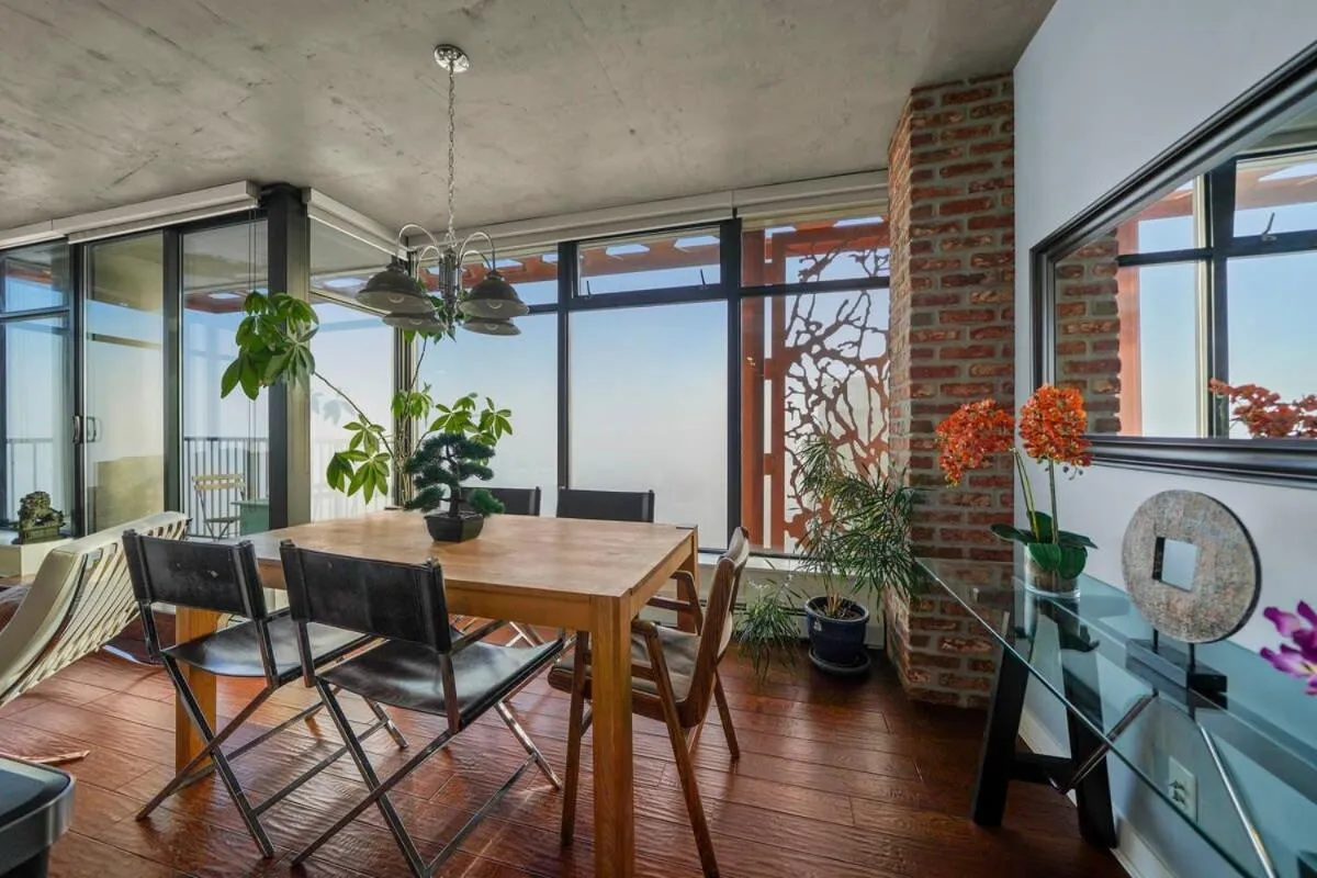 Image 4 of Breathtaking Water View Downtown with Free Parking