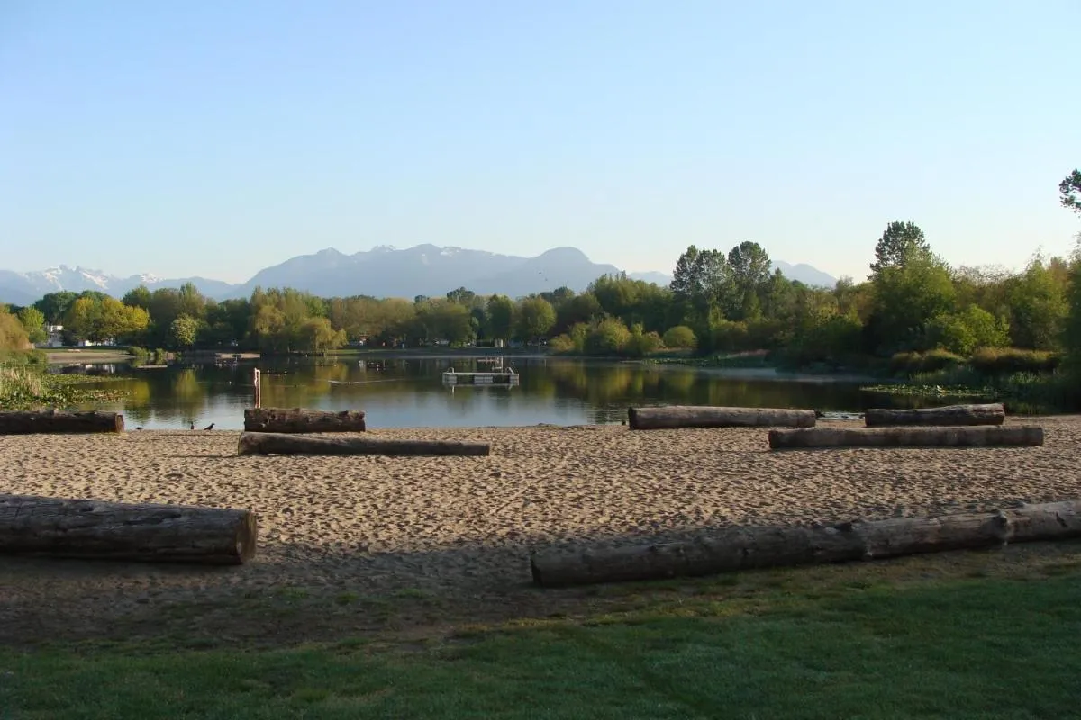 Image 5 of Charming East Van Hideaway – Near SkyTrain