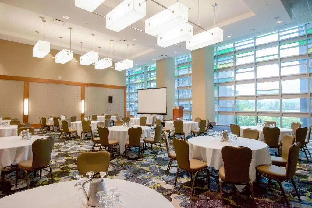 Image of Coast Coal Harbour Vancouver Hotel by APA