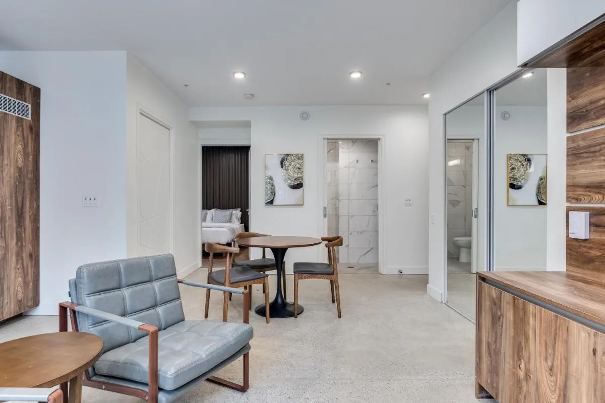 Image 3 of Cozy 2 Bedroom Apartment
