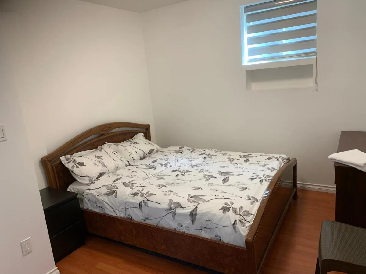 Image 1 of Cozy bedrooms in Vancouver West