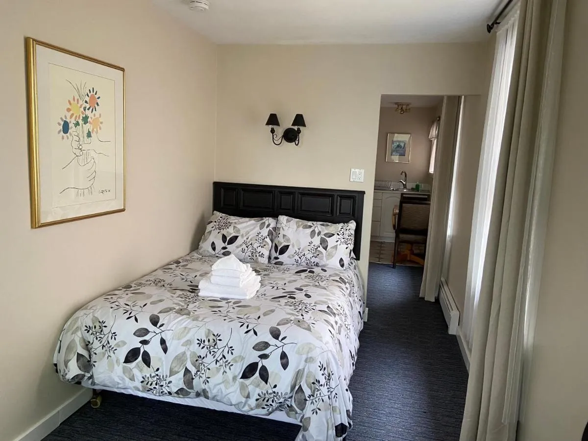 Image 1 of Douglas Guest House