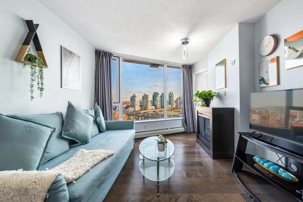 Image of Downtown 1 Bedroom Water View Condo