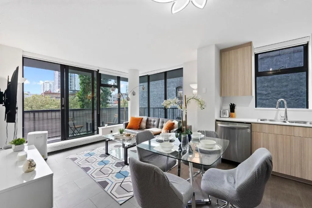 Image of Elegant 2Bdr Apartment in a Sought-After Location