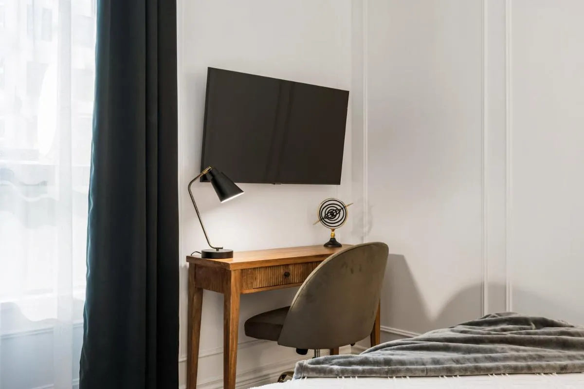 Image 5 of Elegant & Luxury 2 Bed Suite Close to Convention Centre