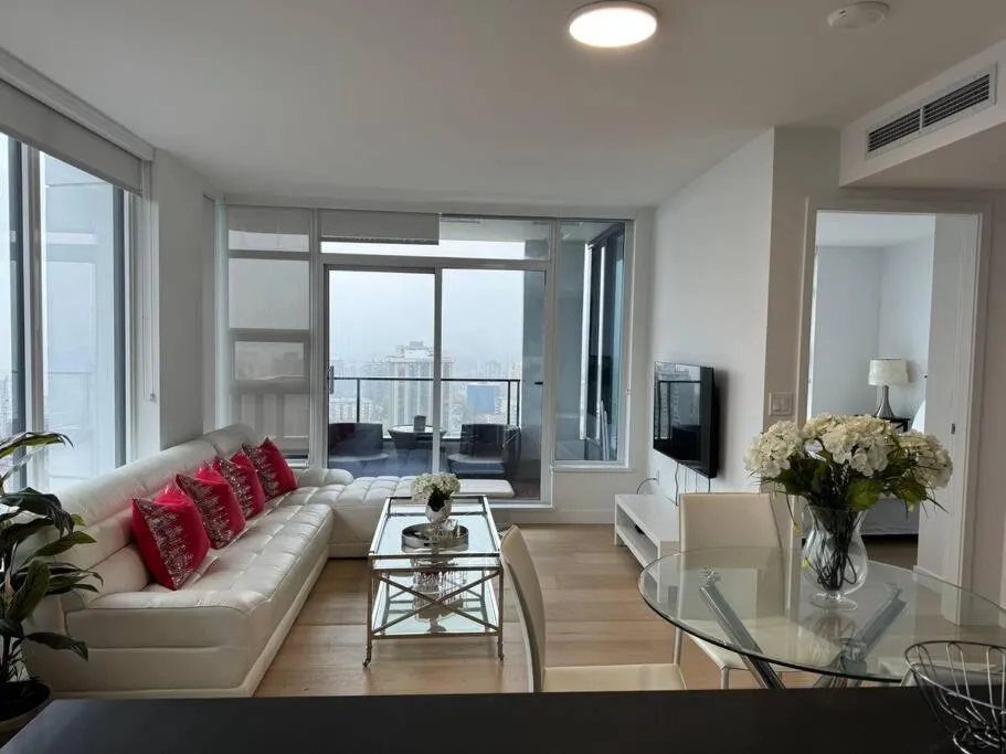 Image of Elegant Luxury Condo & Stunning Views