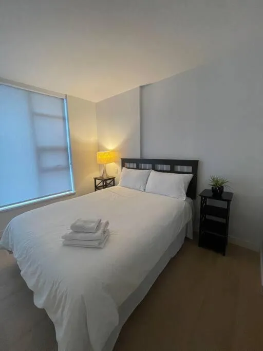 Image 4 of Elegant Luxury Condo & Stunning Views
