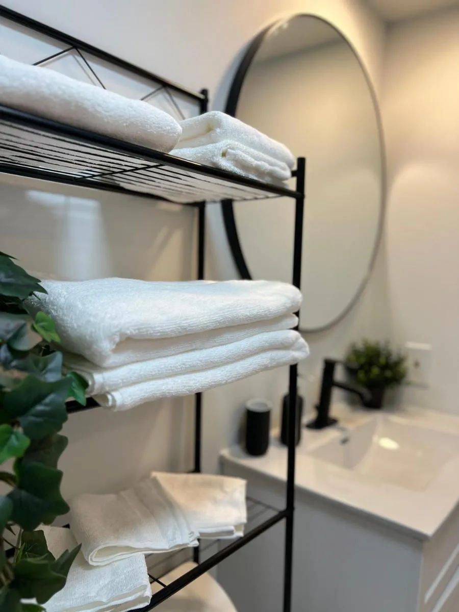 Image 5 of Elegant Unique Downtown Vancouver Loft, Comfort & Convenience Combined