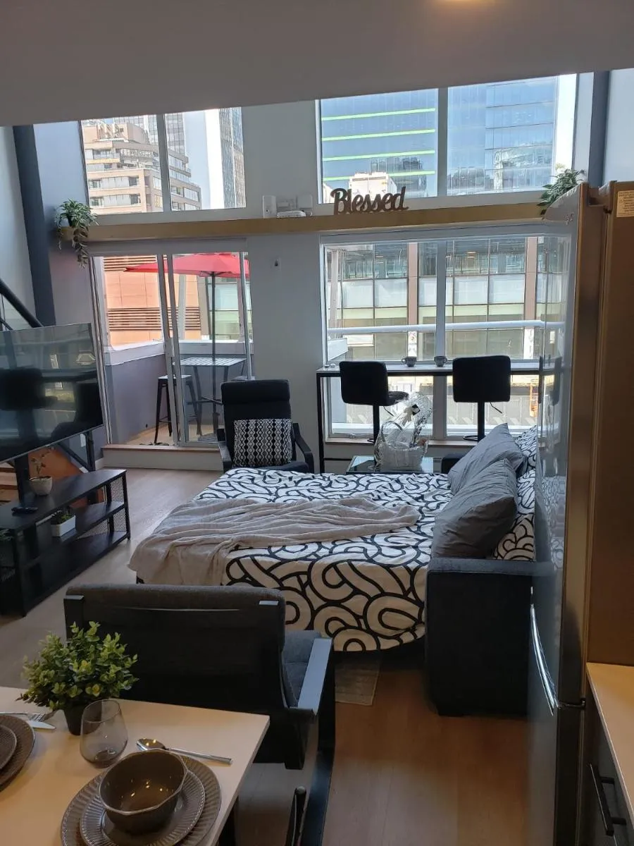 Image 4 of Elegant Unique Downtown Vancouver Loft, Comfort & Convenience Combined