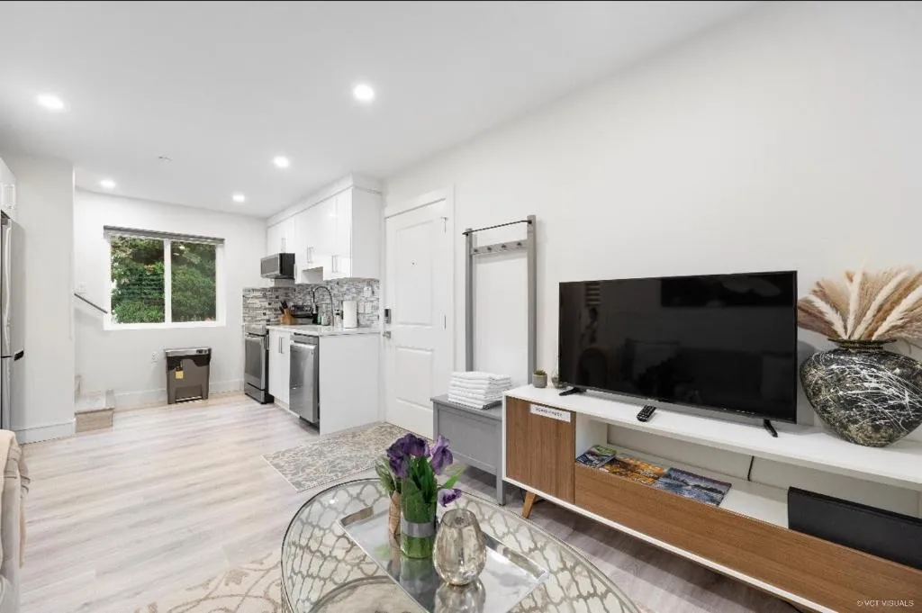 Image of Entire new small home
