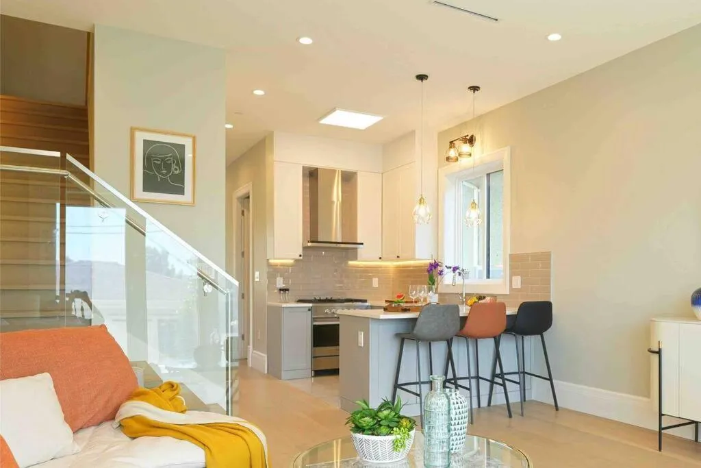 Image 3 of Four bedrooms New Lovely Duplex House-1628