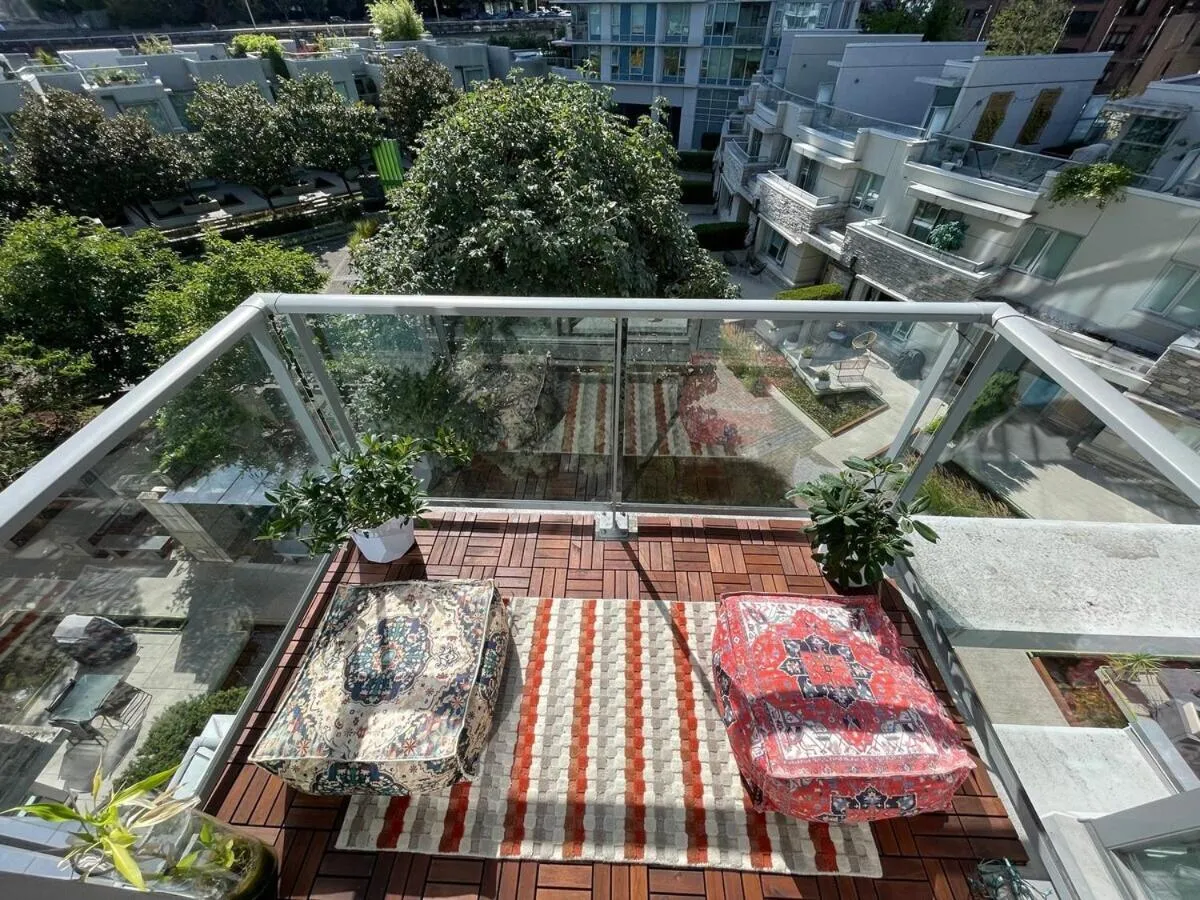 Image 4 of Gastown Downtown Apartment very central