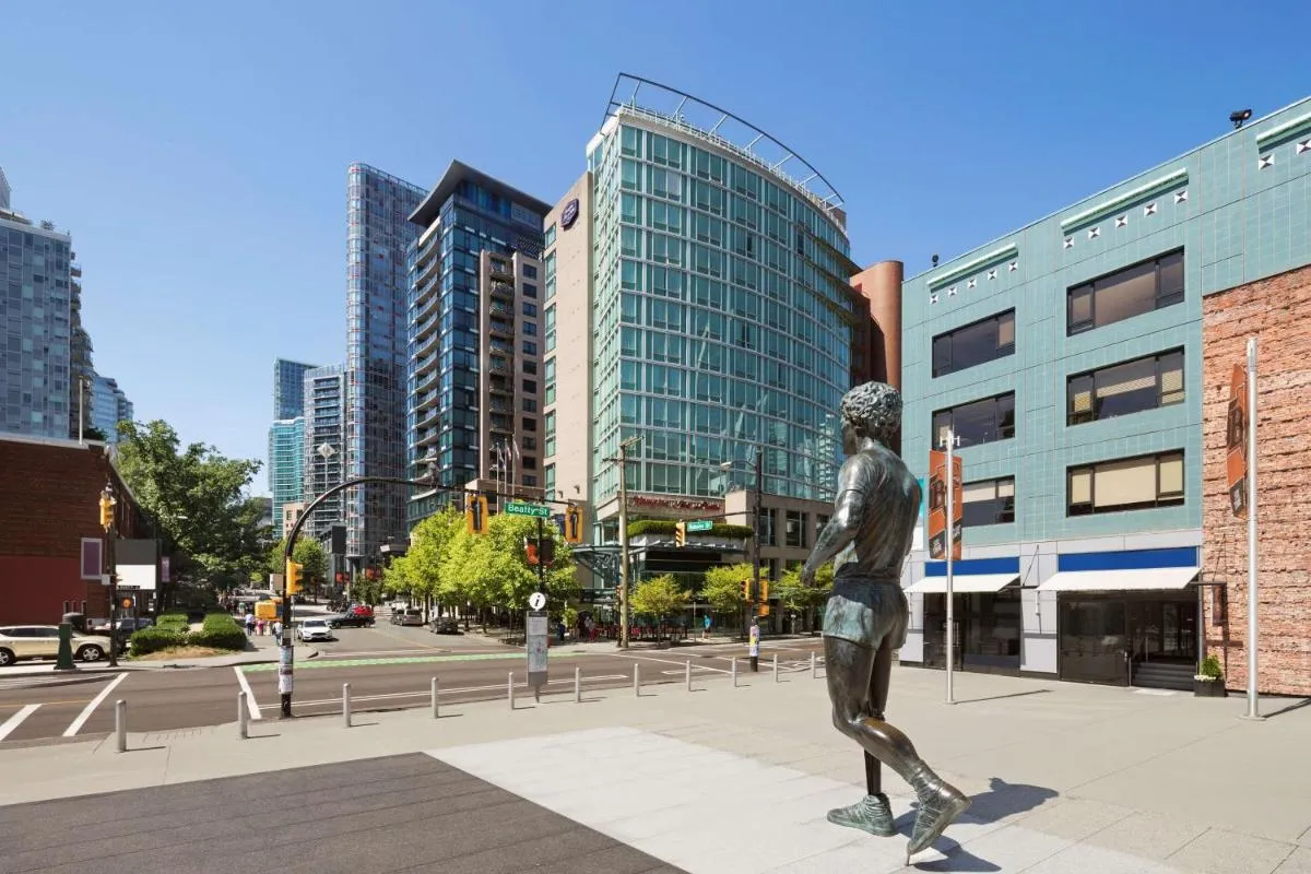 Image 1 of Hampton Inn & Suites, by Hilton – Vancouver Downtown