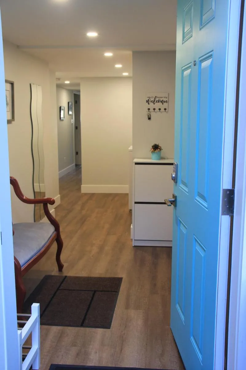 Image 5 of HiddenGem-private modern suite on trendy Main St