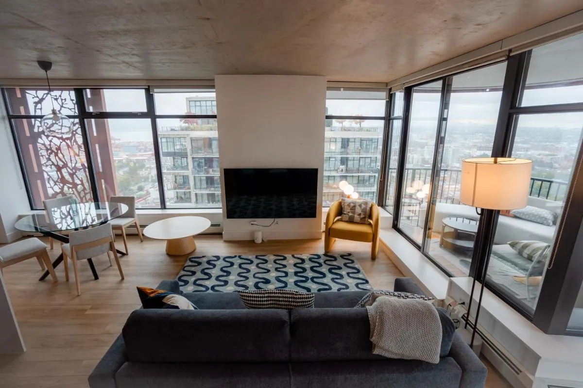 Image 1 of High rise Apartment