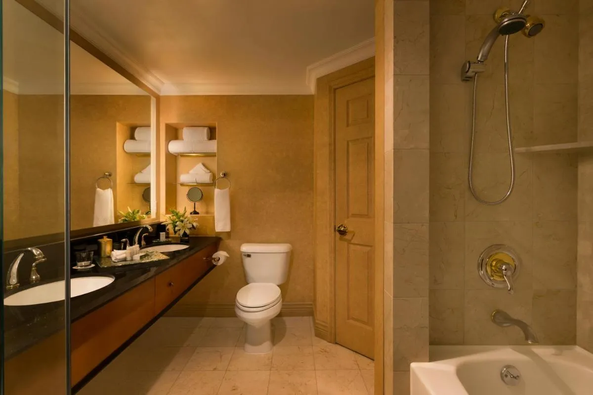 Image 5 of Hotel Le Soleil by Executive Hotels