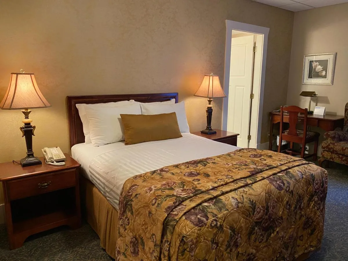 Image 5 of Kingston Hotel