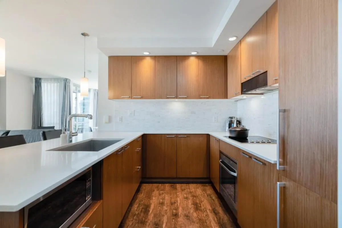 Image 2 of Level Vancouver Yaletown – Seymour