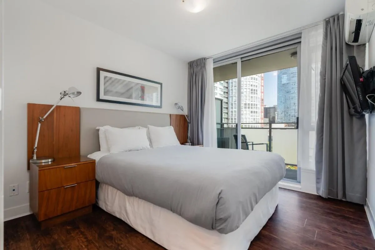 Image 1 of Level Vancouver Yaletown – Seymour