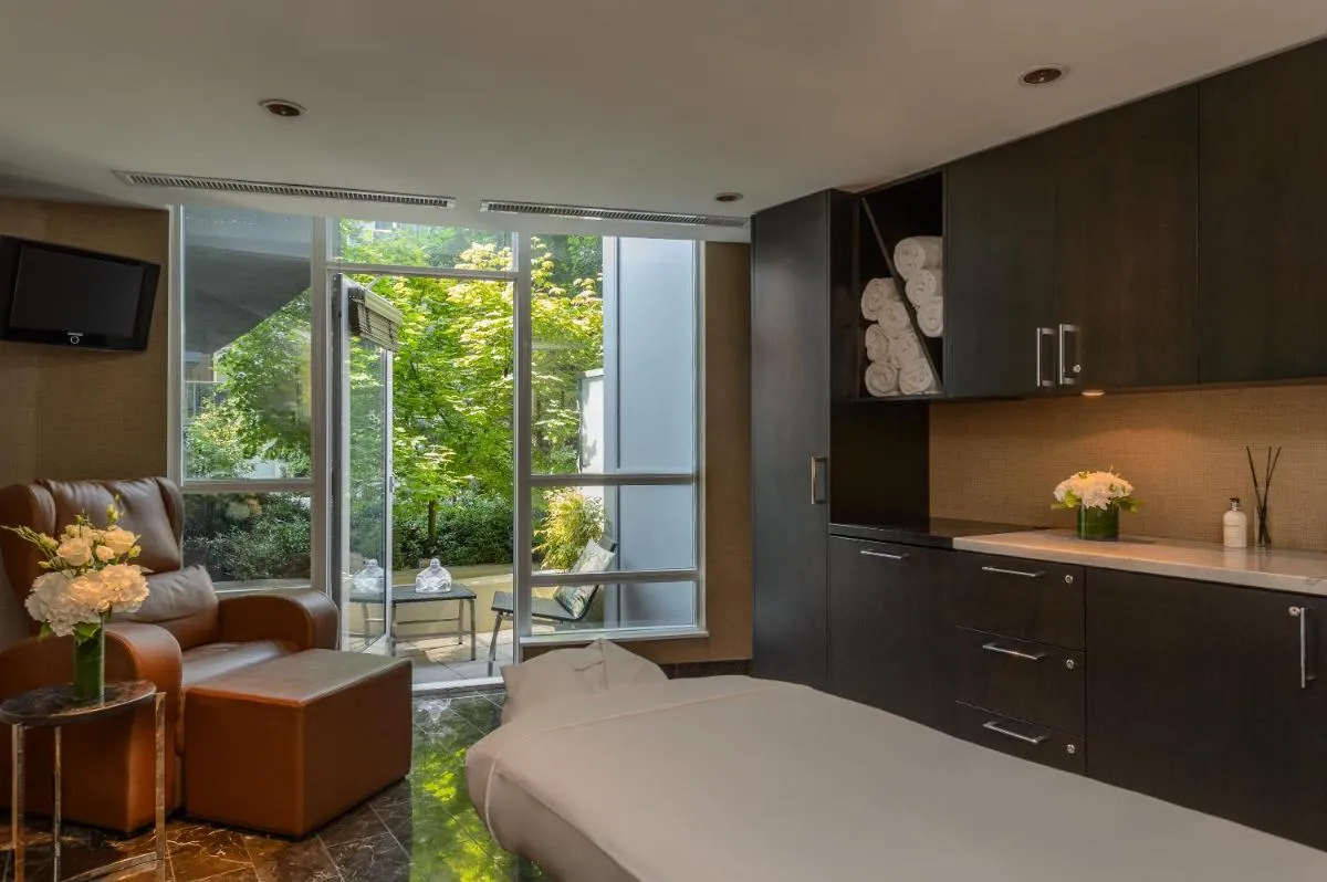 Image 4 of Loden Vancouver