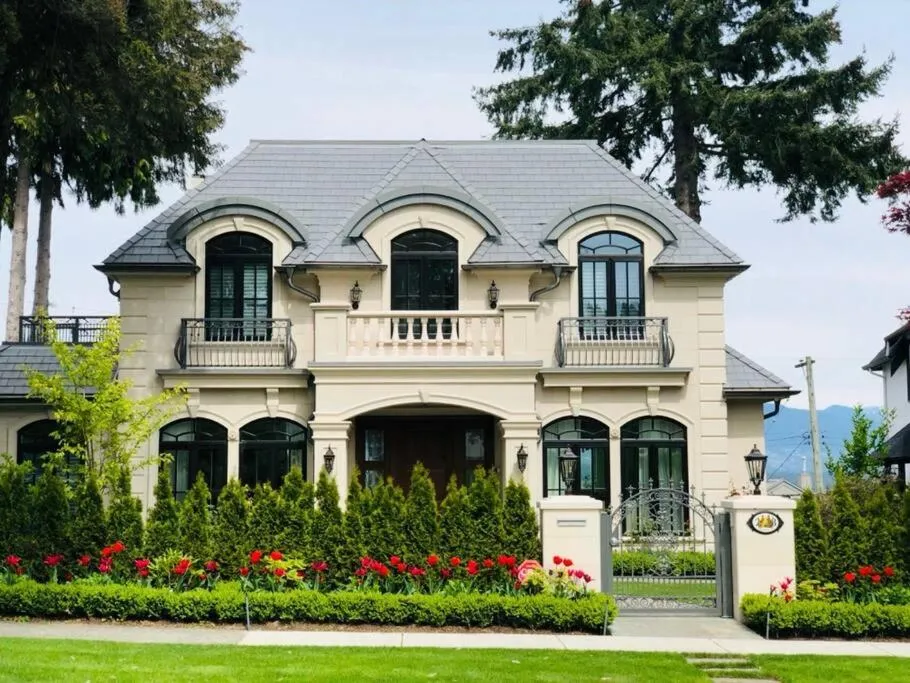 Image of Luxury 5-bedrooms in Vancouver Point Grey