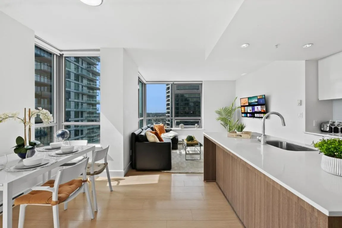 Image of Luxury Two-Bedroom Apartment with Stunning City and Ocean Views