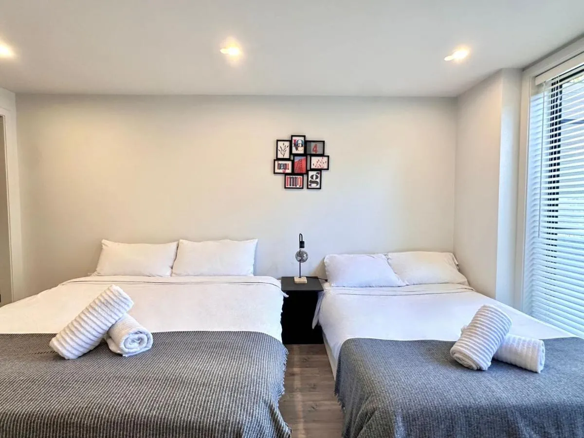 Image 1 of Modern New Private Bathroom Suite, 8mins to UBC& 15mins to Downtown