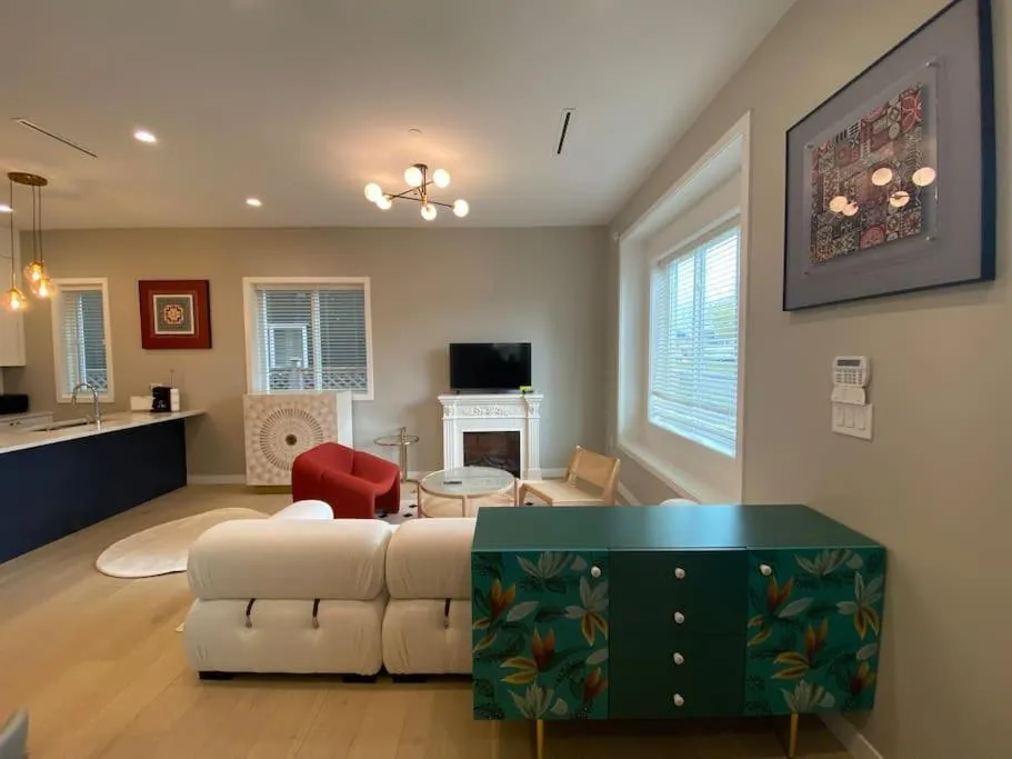 Image of New Modern Three-room Duplex-2793