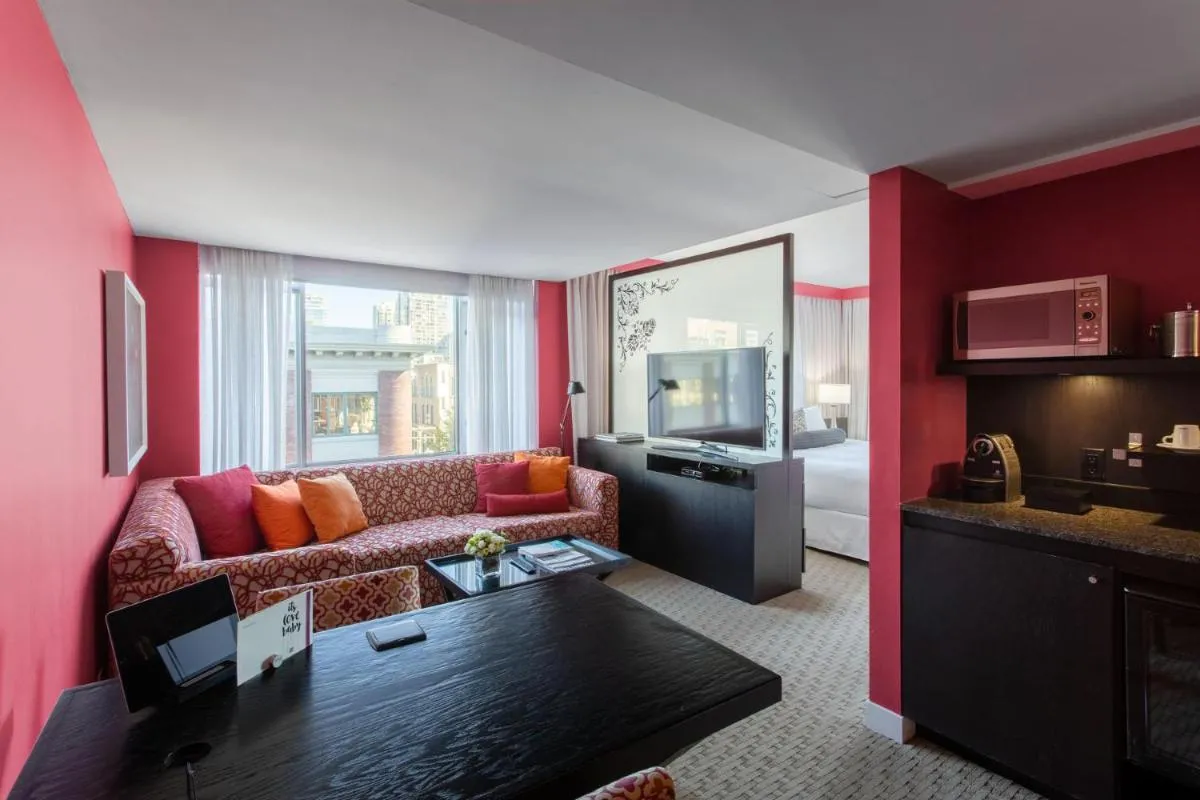 Image 3 of OPUS Vancouver