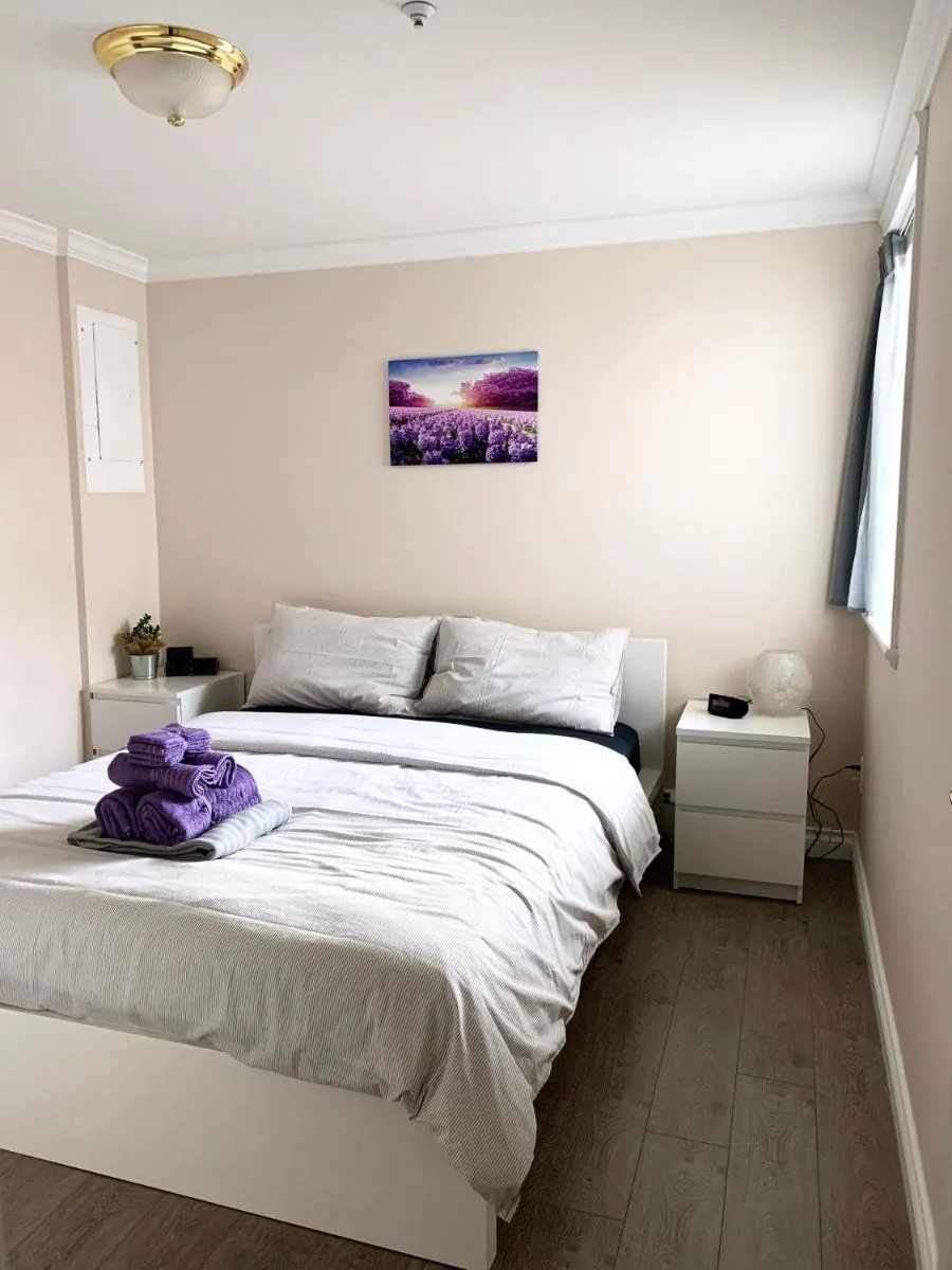 Image 3 of Perfect Location – Tidy & Comfy Suite 5 Mins to Skytrain & Restaurant & Banks, 2 Stops To Metrotown, 5 Stops To Downtown