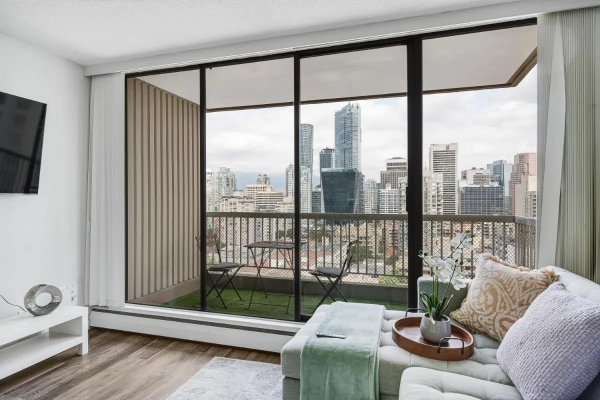 Image 1 of Premium Two Bedroom Apartment Offering Iconic Views of the Vibrant City Landscape