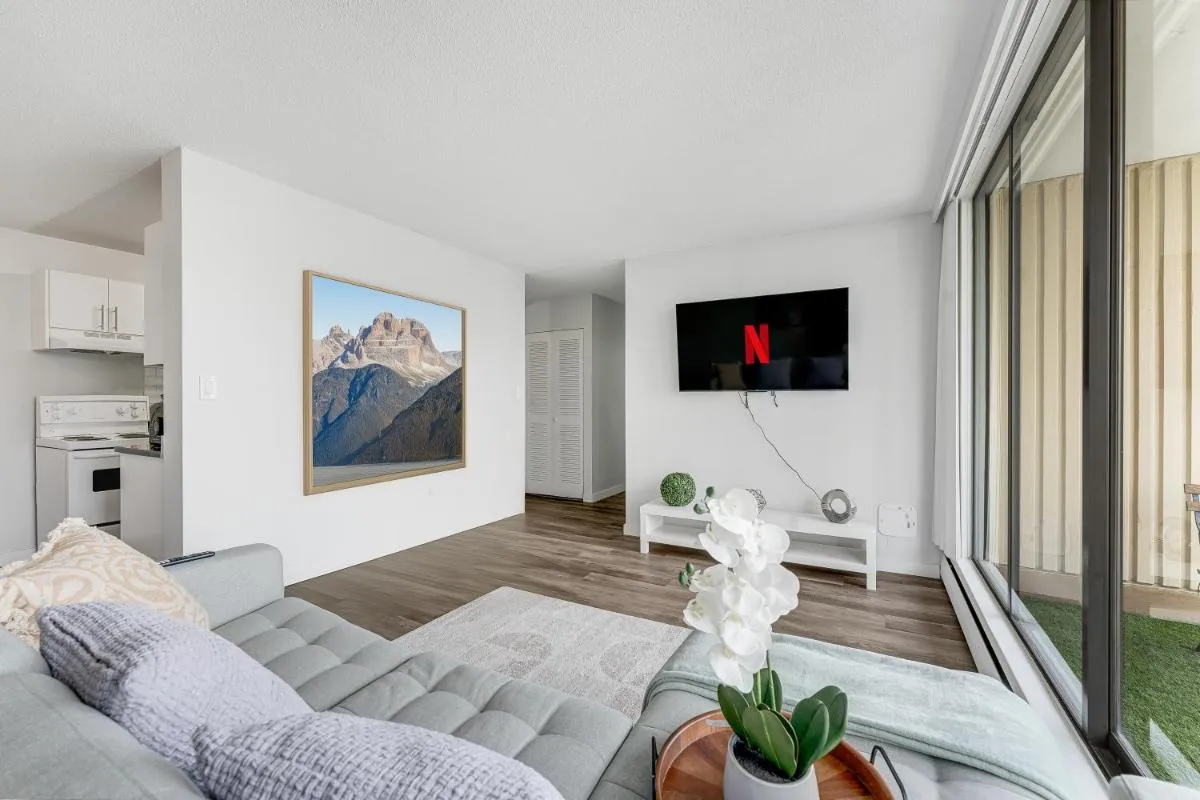 Image 2 of Premium Two Bedroom Apartment Offering Iconic Views of the Vibrant City Landscape