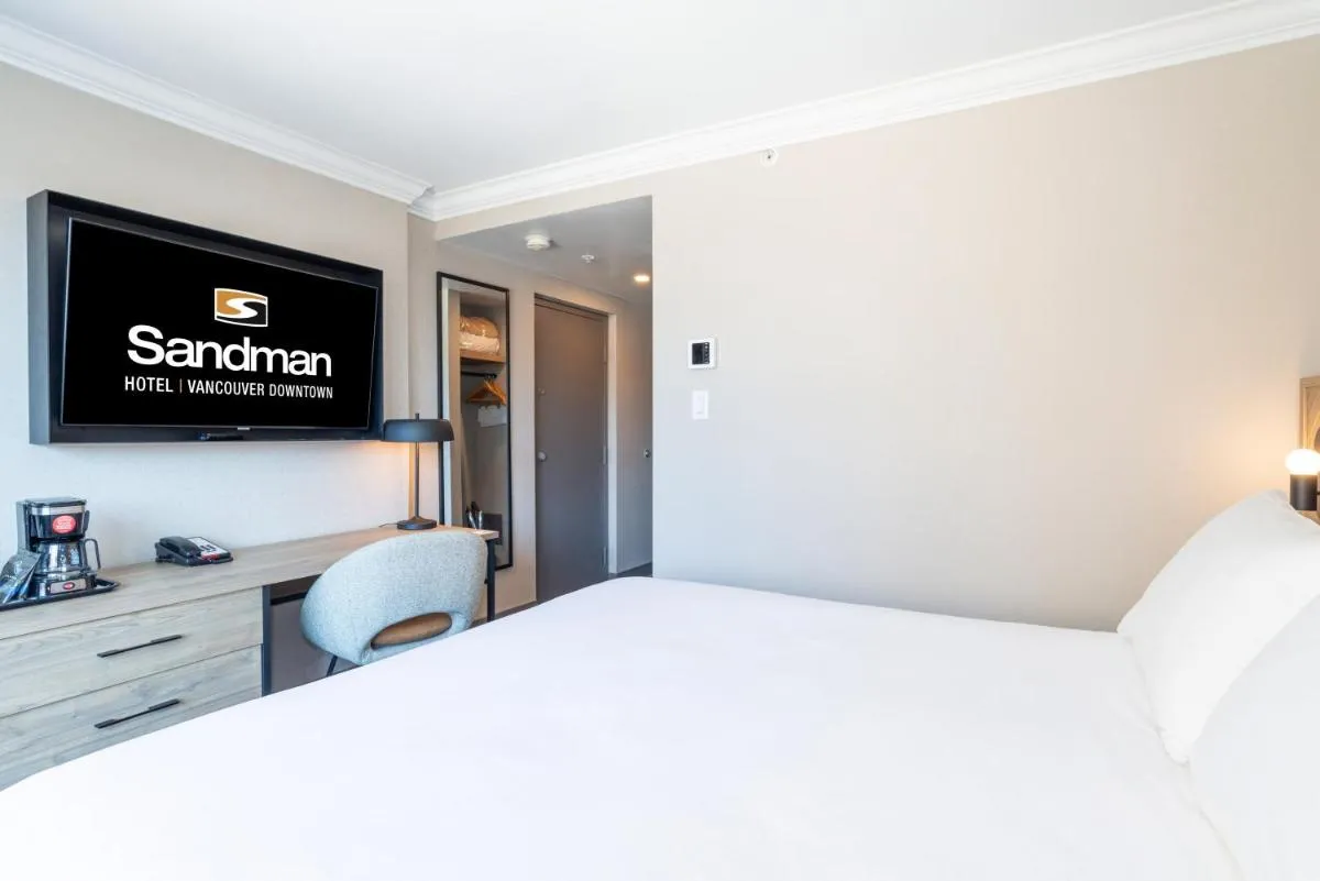 Image 2 of Sandman Hotel Vancouver Downtown