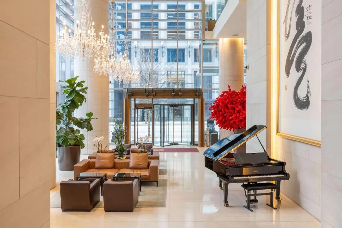 Image 2 of Shangri-La Vancouver