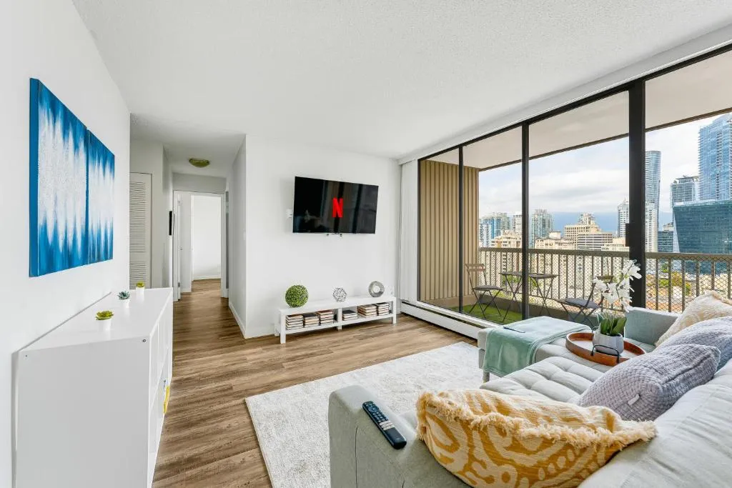 Image of Stunning City View from Modern 2 Bedroom Downtown Apartment