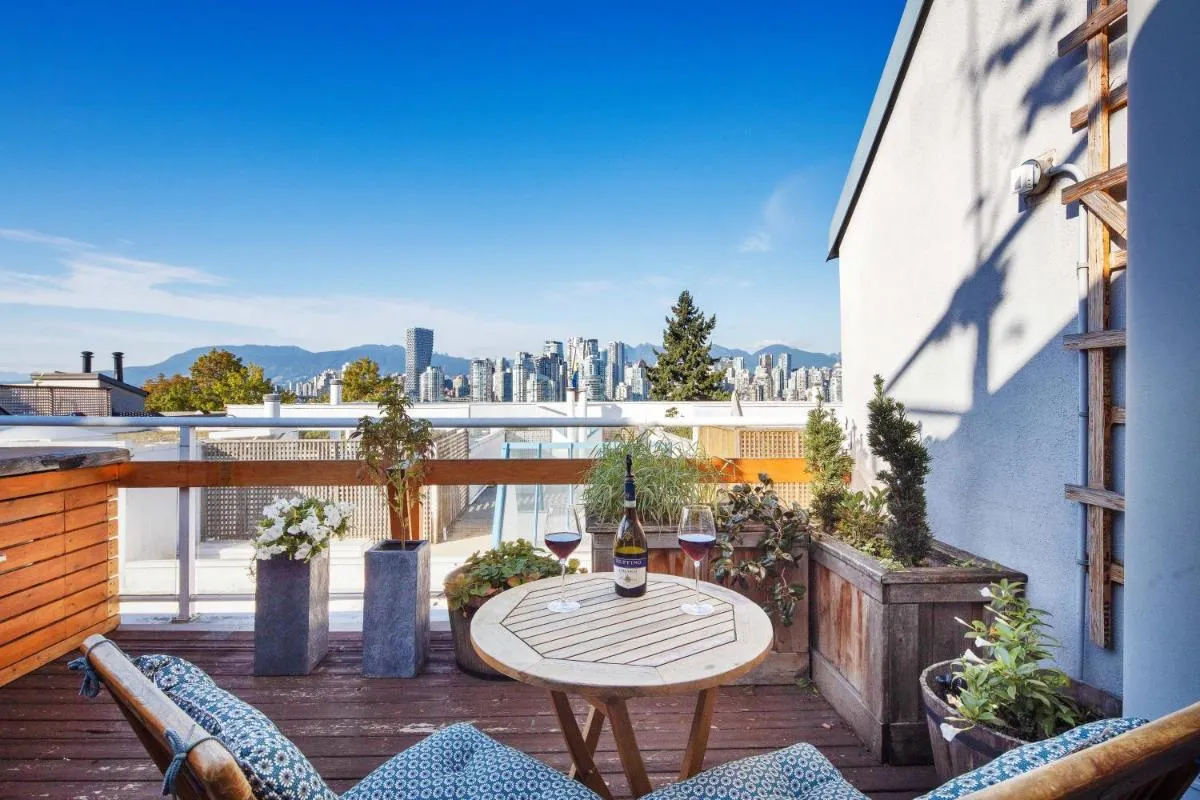 Image 5 of Stunning Views Penthouse Suite