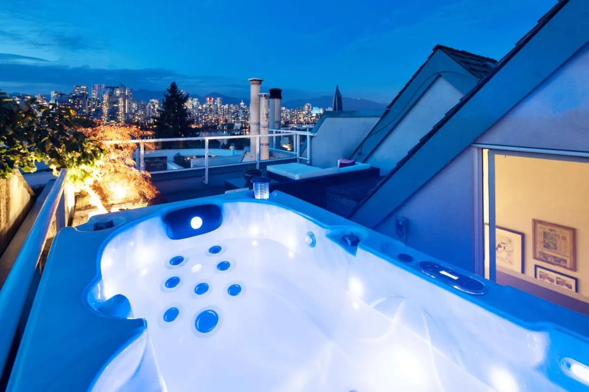 Image 1 of Stunning Views Penthouse Suite