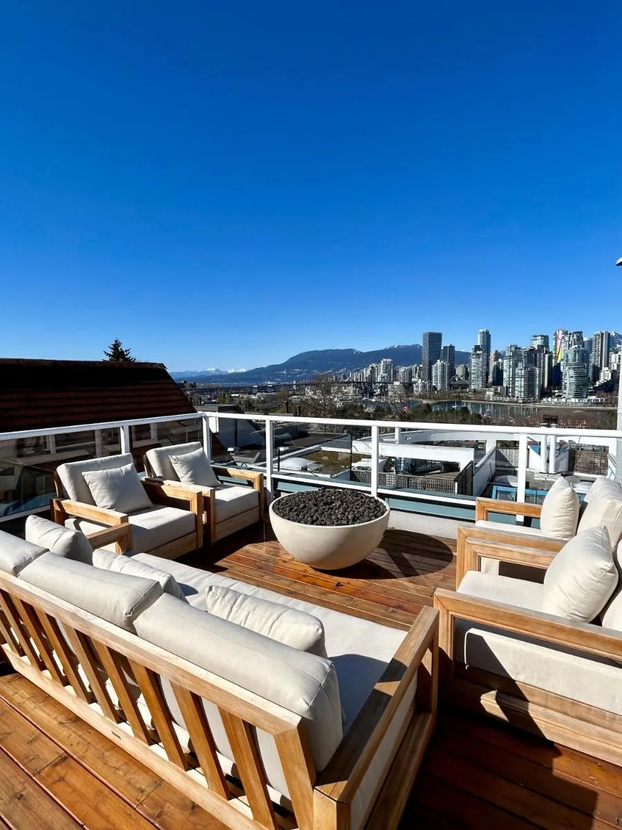Image 3 of Stunning Views Penthouse Suite