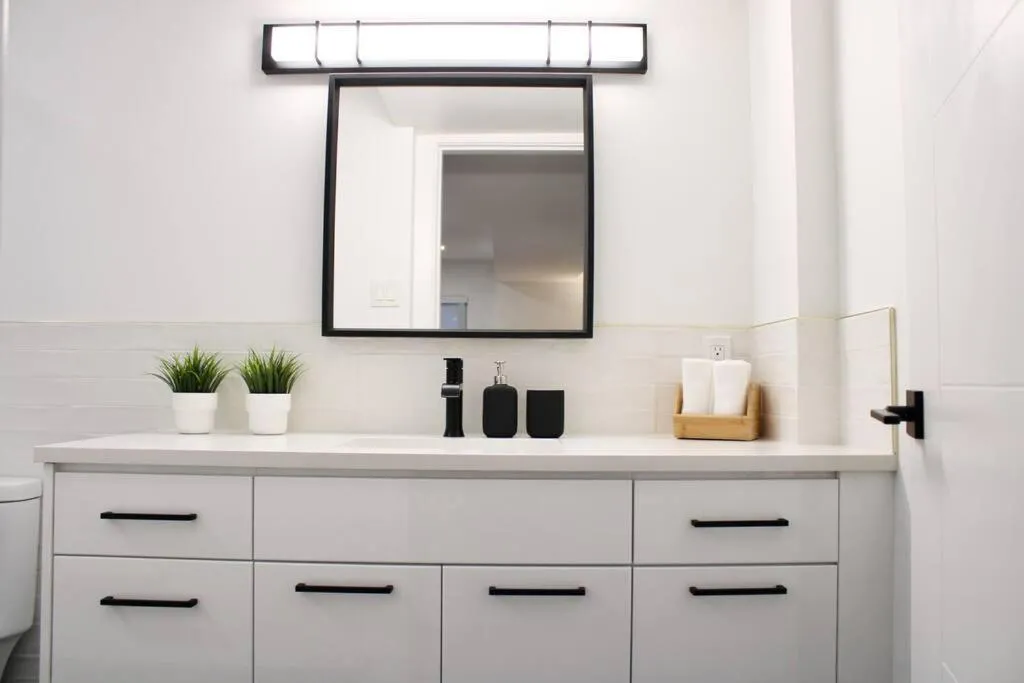 Image 1 of Stylish Comfort Parkside