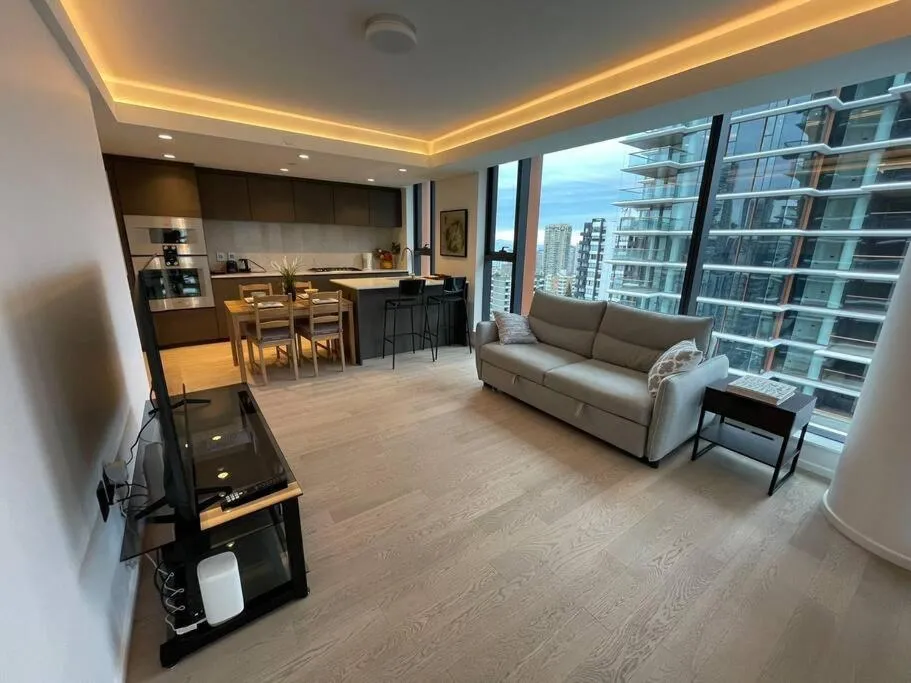 Image 1 of Stylish Urban Oasis with City Views in Vancouver