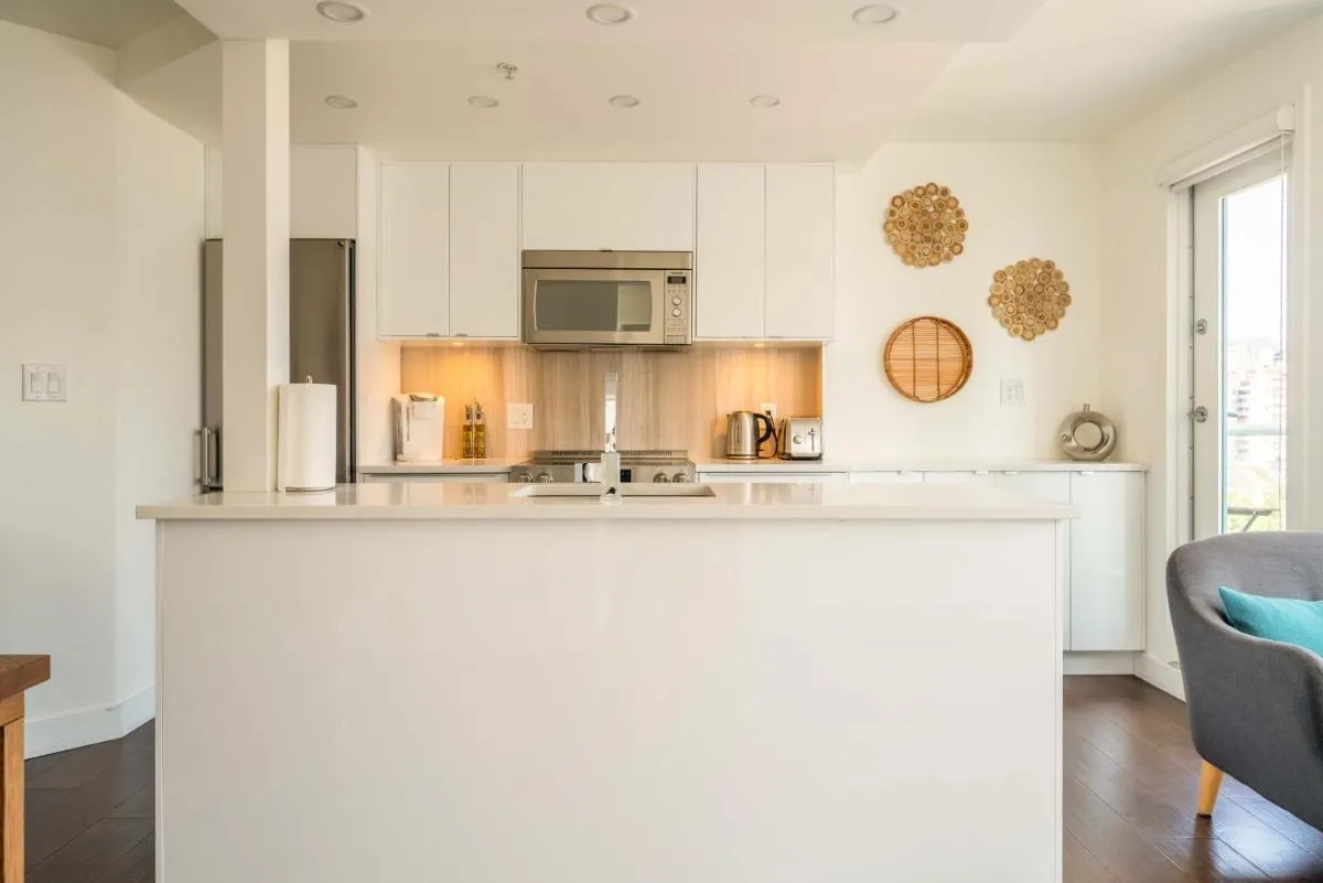 Image 6 of Sunset Beach Walk 2BD+2BA+1PRK Yaletown