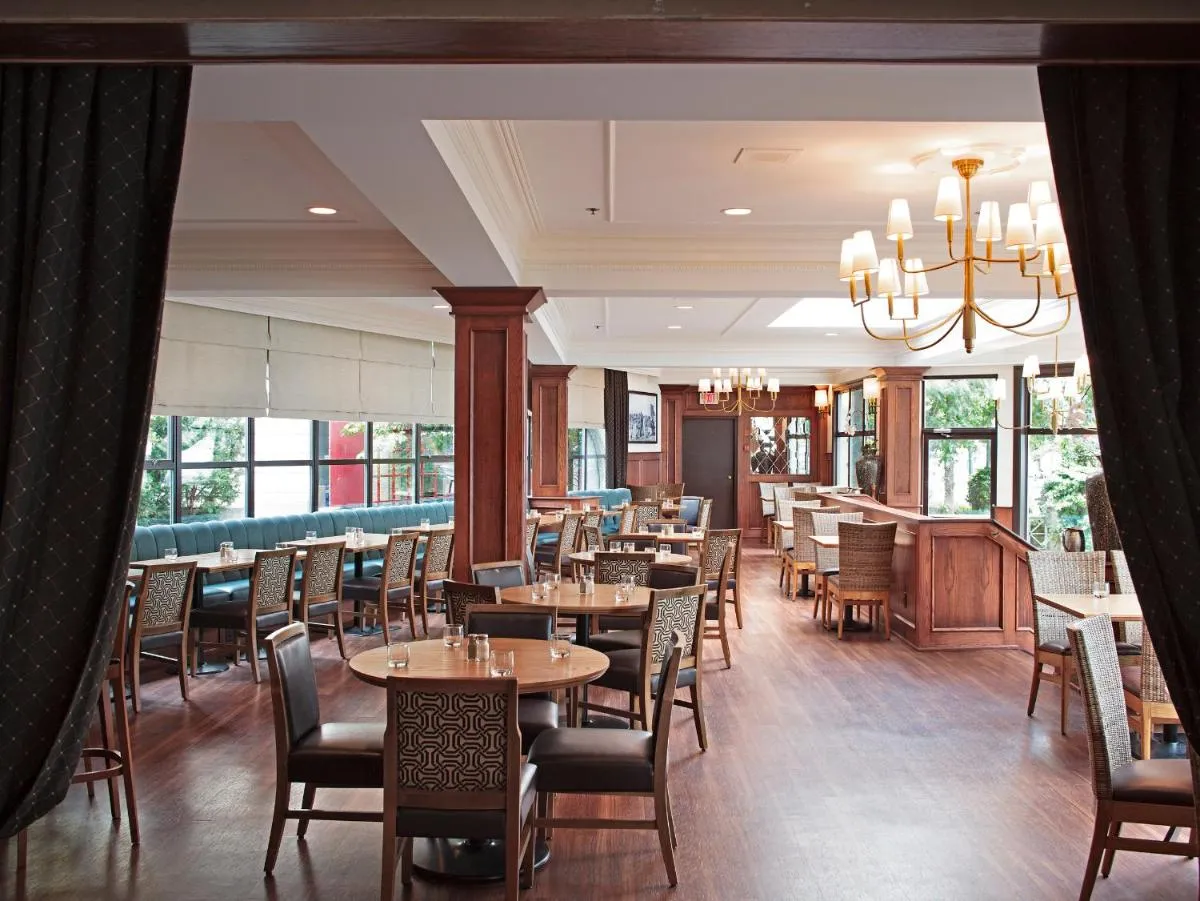 Image 3 of The Sylvia Hotel