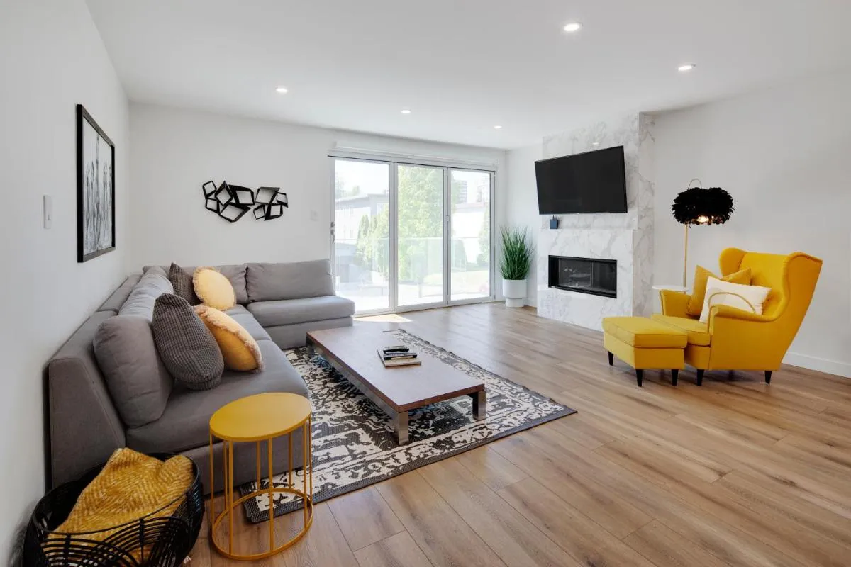 Image 5 of Three Bedroom on the Edge of Downtown with AC