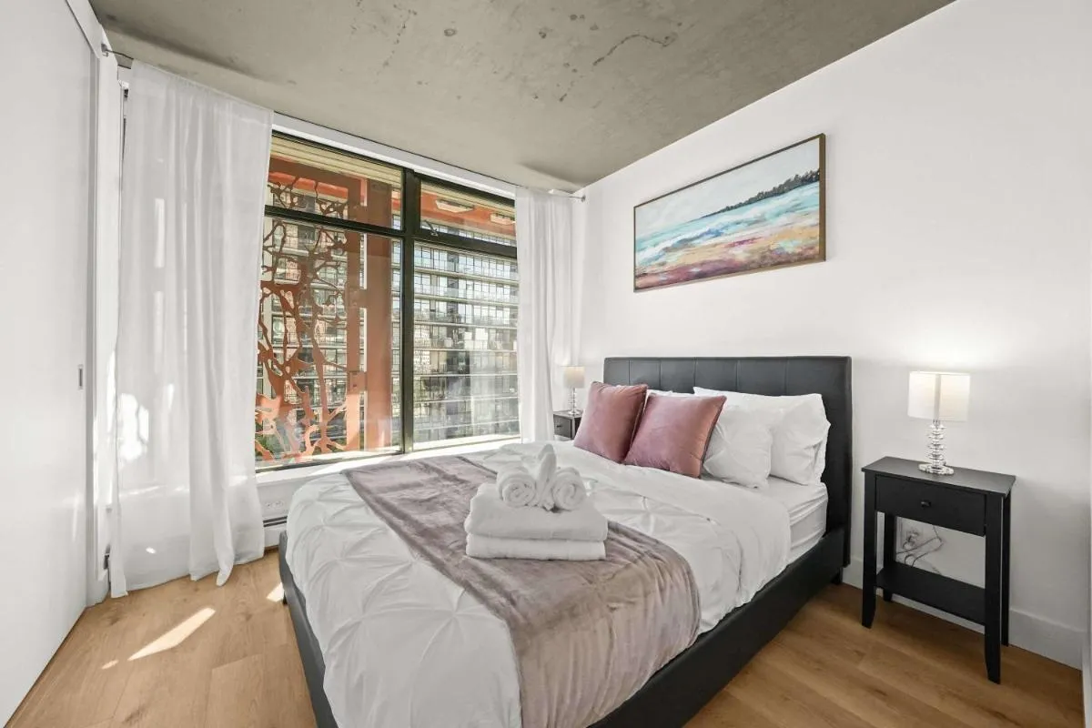 Image 1 of Tranquil Condo in Gastowns Vibrant Core