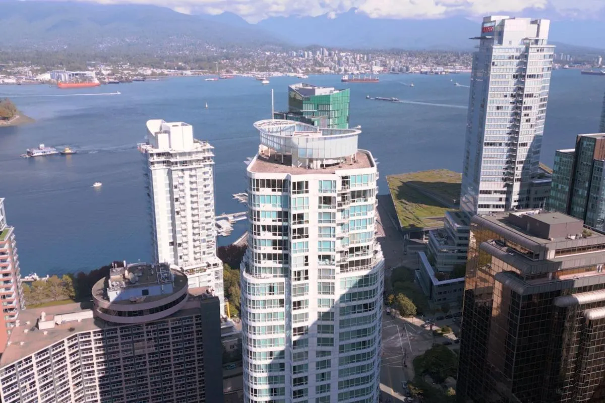 Image 3 of Vancouver Marriott Pinnacle Downtown Hotel