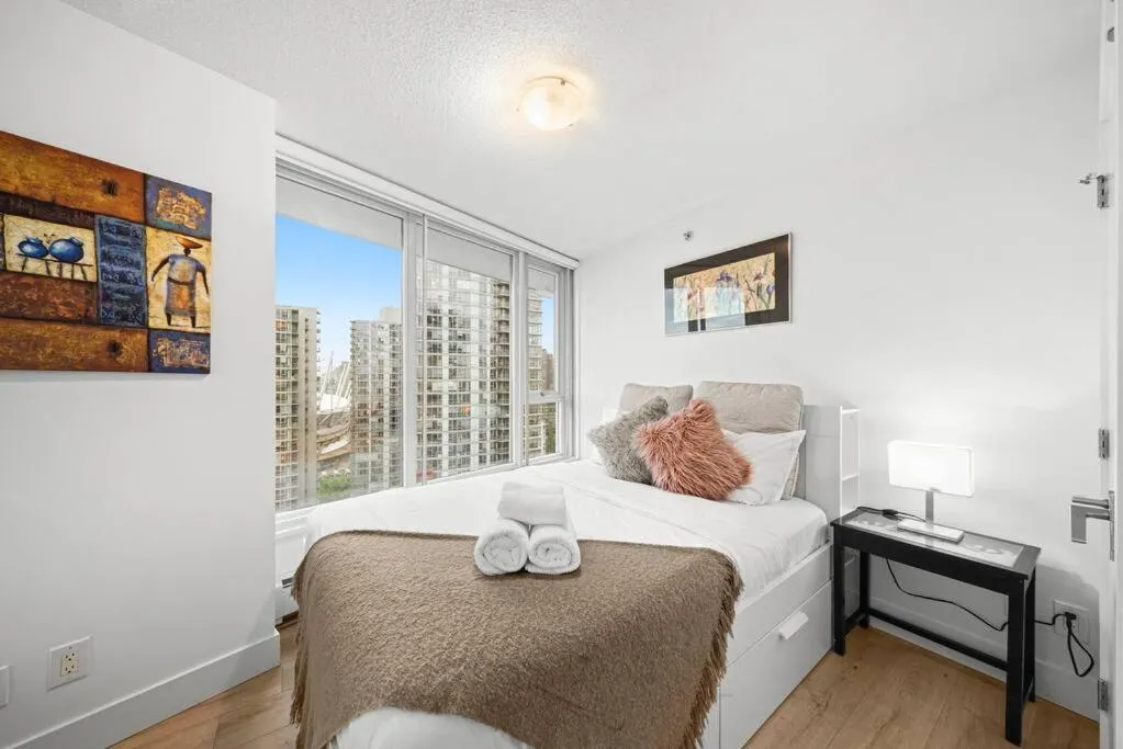 Image 1 of Water View Condo in Downtown Vancouver (2BR/2Bath)