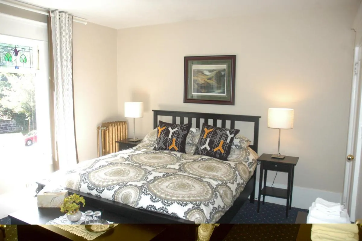 Image 3 of Windsor Guest House