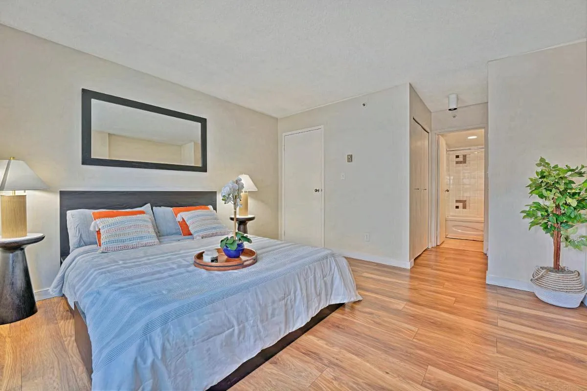 Image 2 of Your Cozy Haven Two-Bedroom Apartment in the Heart of Downtown